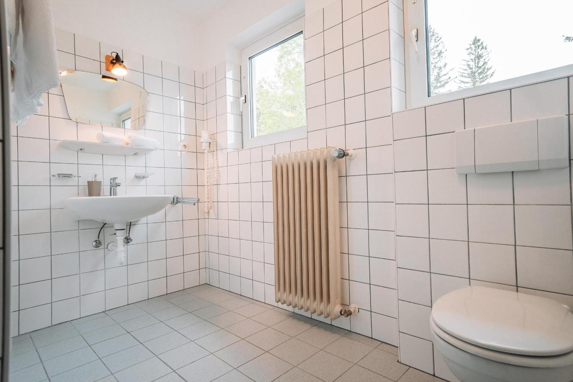 Hahnenkamm Hostel Reutte Rom bilde